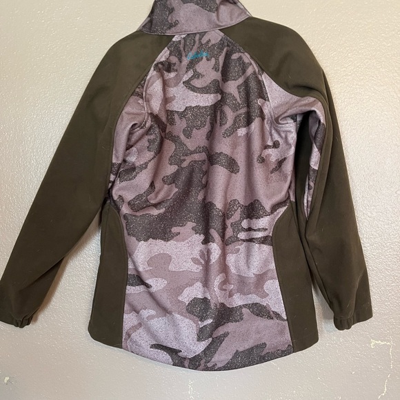 Cabela’s jacket - Picture 3 of 4